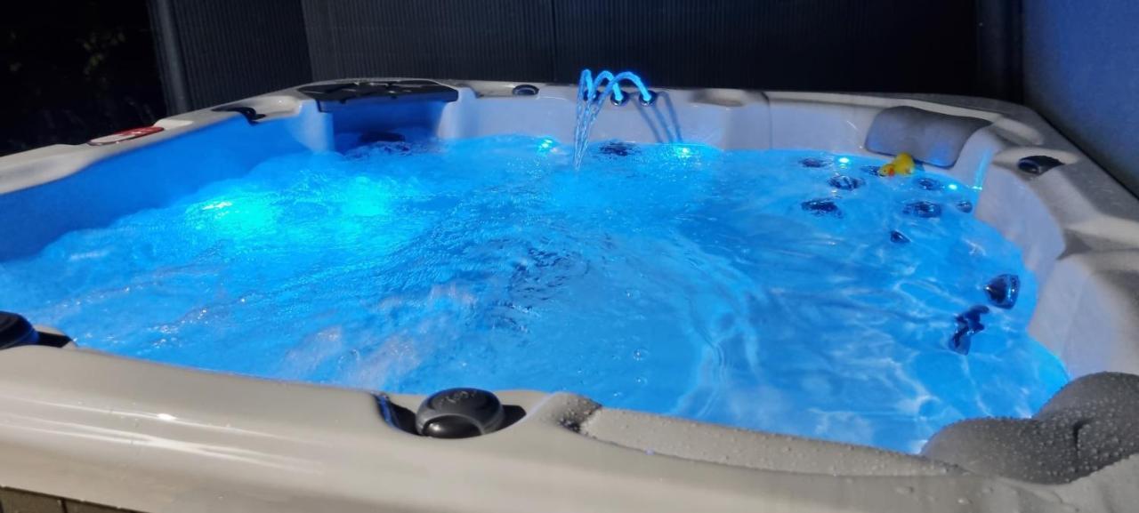 Marthys House With Hot Tub Looe别墅 外观 照片